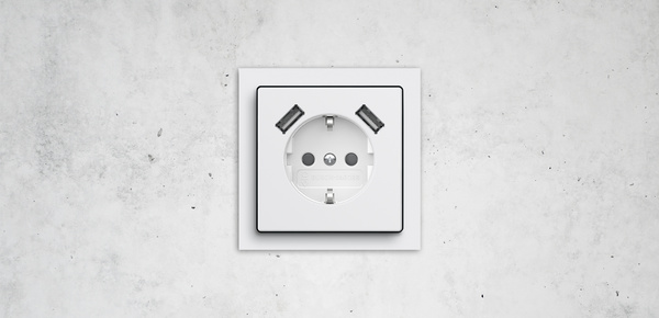 SCHUKO® USB-Steckdose bei Elektrotechnik Mayer GmbH & Co. KG in Blaubeuren-Asch